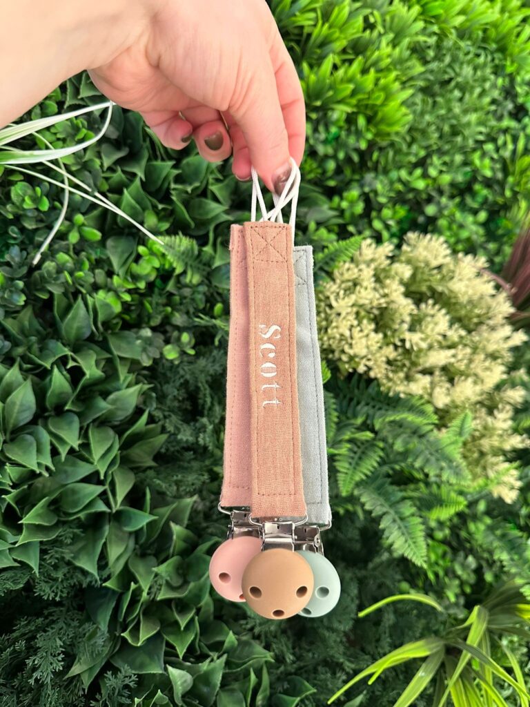 Speenkoorden bij TOEF Conceptstore